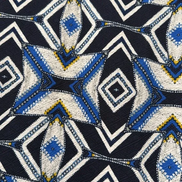 NWT LuLaRoe Cassie Skirt Size XS - Picture 4 of 4